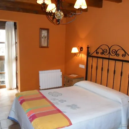 Apartamentos Rurales Los Villares Colunga Room photo